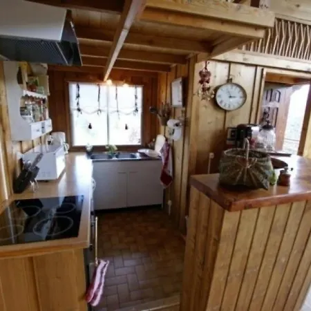 Chalet Chalet Enchastrayes, 5 Pieces, 10 Personnes - Fr-1-165-73 Enchastrayes