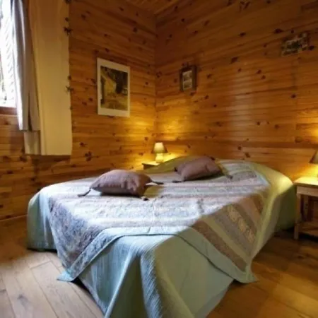 Chalet Enchastrayes, 5 Pieces, 10 Personnes - Fr-1-165-73 * Enchastrayes